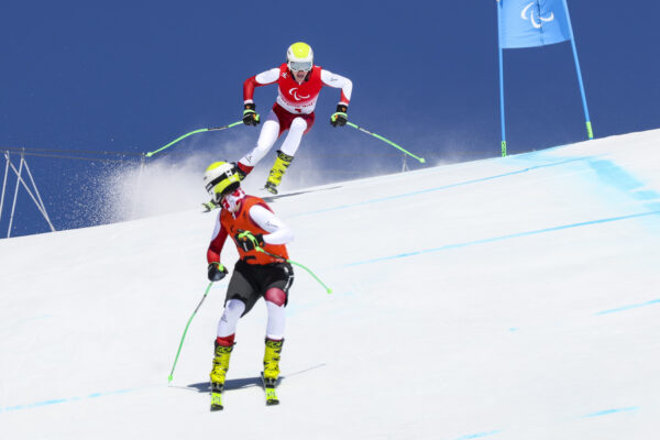 YANQING,CHINA,01.MAR.22 - PARALYMPICS, ALPINE SKIING - Paralympic Winter Games Beijing 2022, preview, training. Image shows Matteo Fleischmann and Johannes Aigner (AUT). Photo: GEPA pictures/ Patrick Steiner